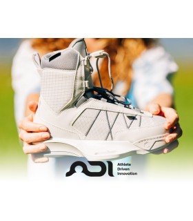 Liquid Force Vida 6X™ кріплення для вейкборду жіночі