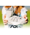 Liquid Force Vida 6X™ кріплення для вейкборду жіночі